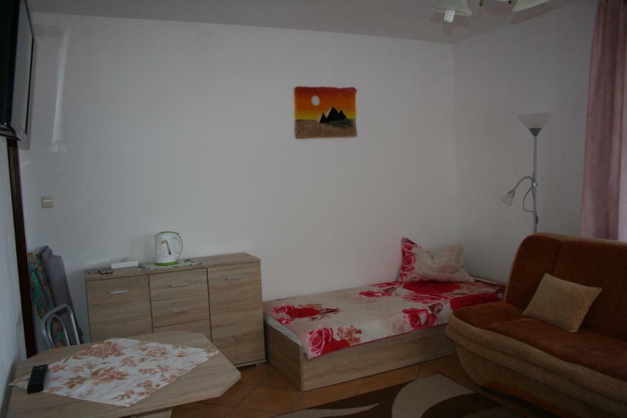 Dom Jana Appartement Niechorze Buitenkant foto